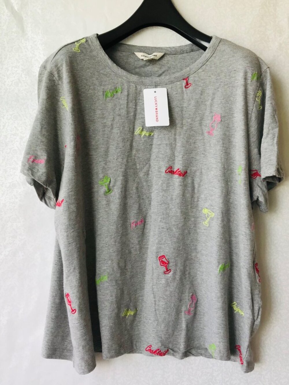 Lucky Brand Women's  T-Shirt Short Sleeve 100% Cotton Embroidered  Size : XL